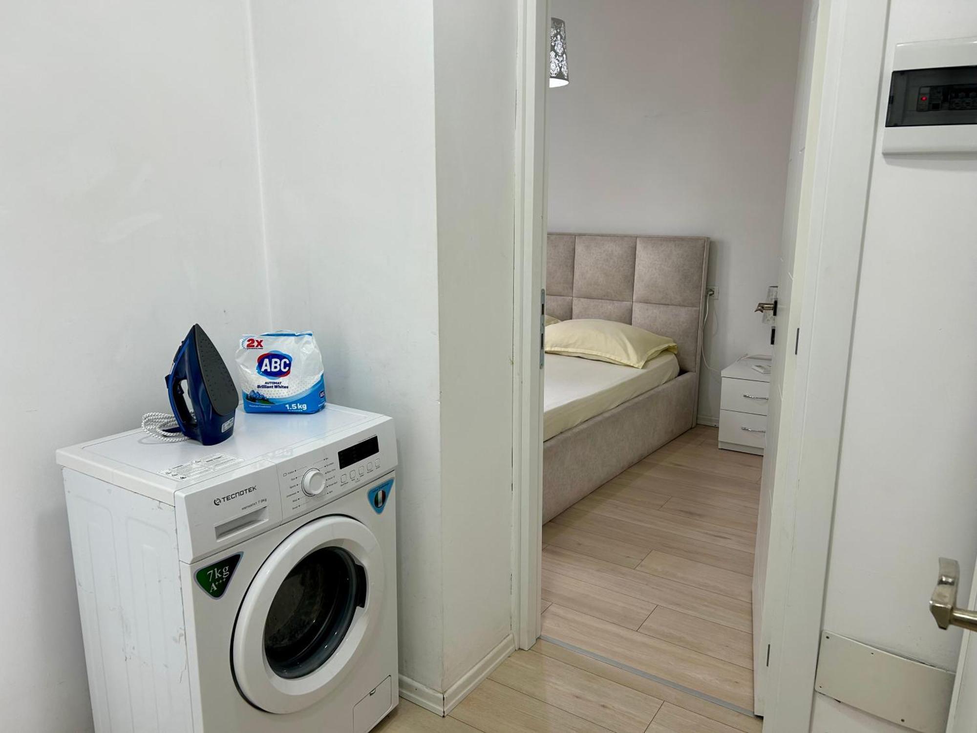 A&X Lovely And Central Apartment - 24H Self Check-In ติรานา ภายนอก รูปภาพ